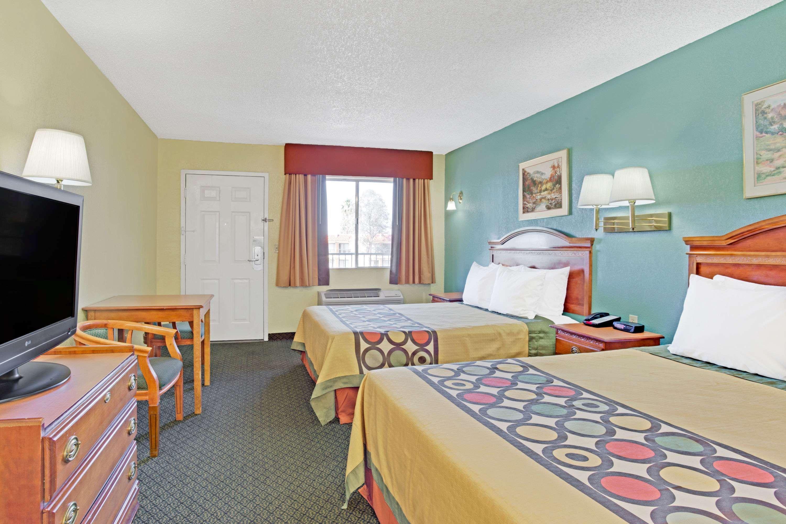 Super 8 By Wyndham Downtown Convention Center Hotel Tucson